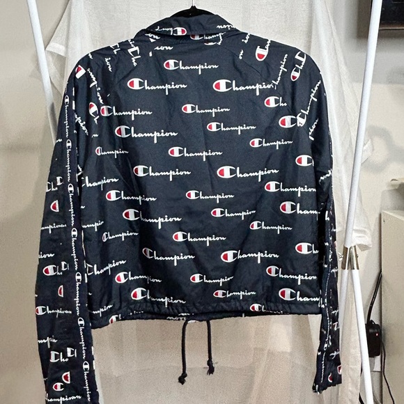 Champion Windbreaker - Picture 2 of 3